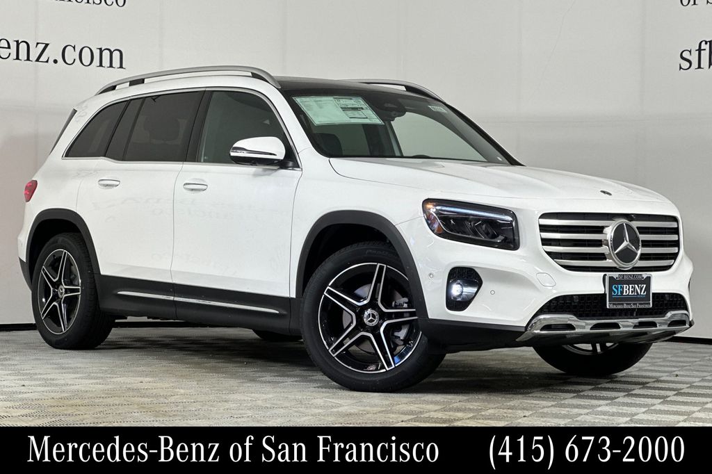 2026 Mercedes-Benz GLB GLB 250 4MATIC's photo