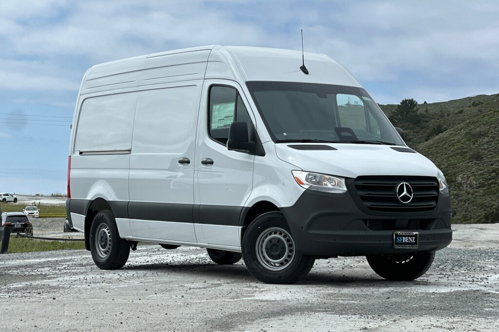 New 2025 Mercedes-Benz Sprinter 2500 Standard Roof 4-Cyl Diesel HO Van Cargo Van