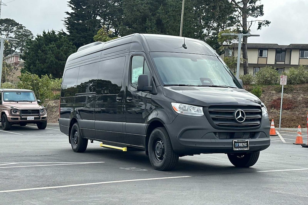 New 2025 Mercedes-Benz Sprinter 2500 High Roof 4-Cyl Diesel HO Van Passenger Van