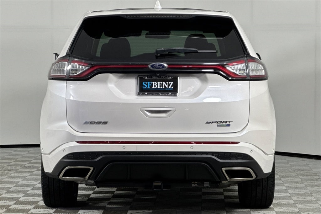 2016 Ford Edge Sport photo 4
