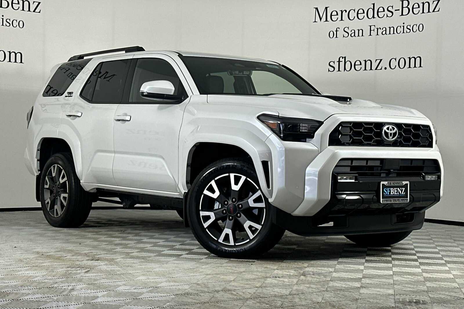 2025 Toyota 4Runner TRD Sport photo 2