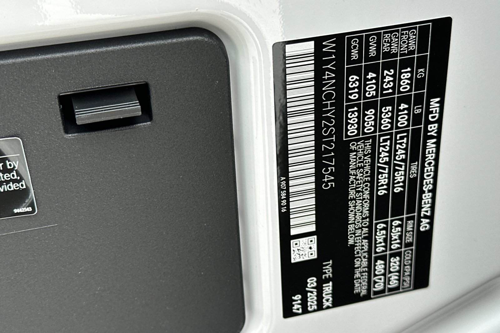 2025 Mercedes-Benz Sprinter Cargo Van Base - Photo 27