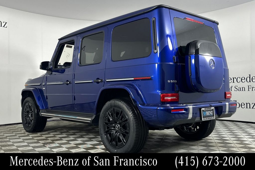 2025 Mercedes-Benz G-Class G580 - Photo 5