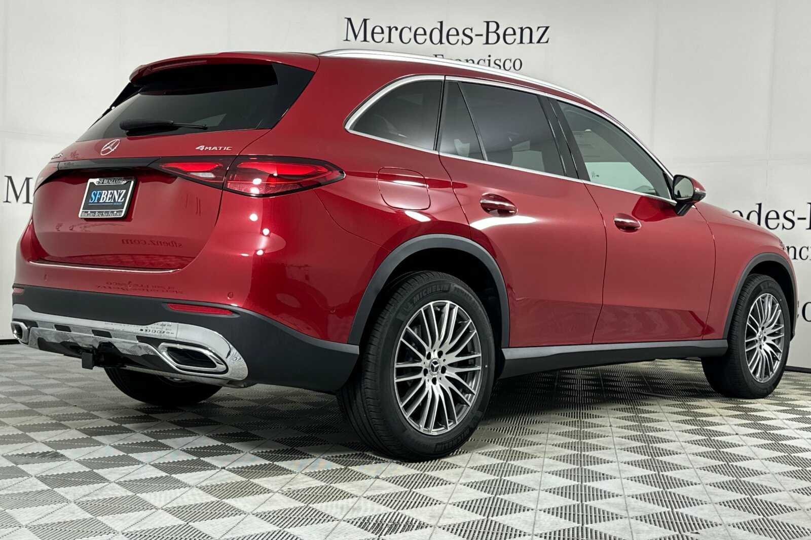 2026 Mercedes Benz GLC 300 4MATIC photo 4