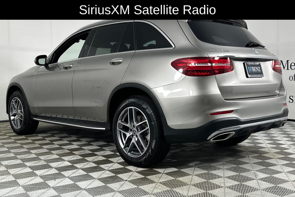 2019 Mercedes-Benz GLC GLC 300 photo 6