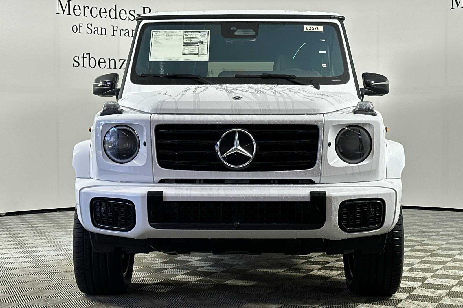 2025 Mercedes Benz G photo 2