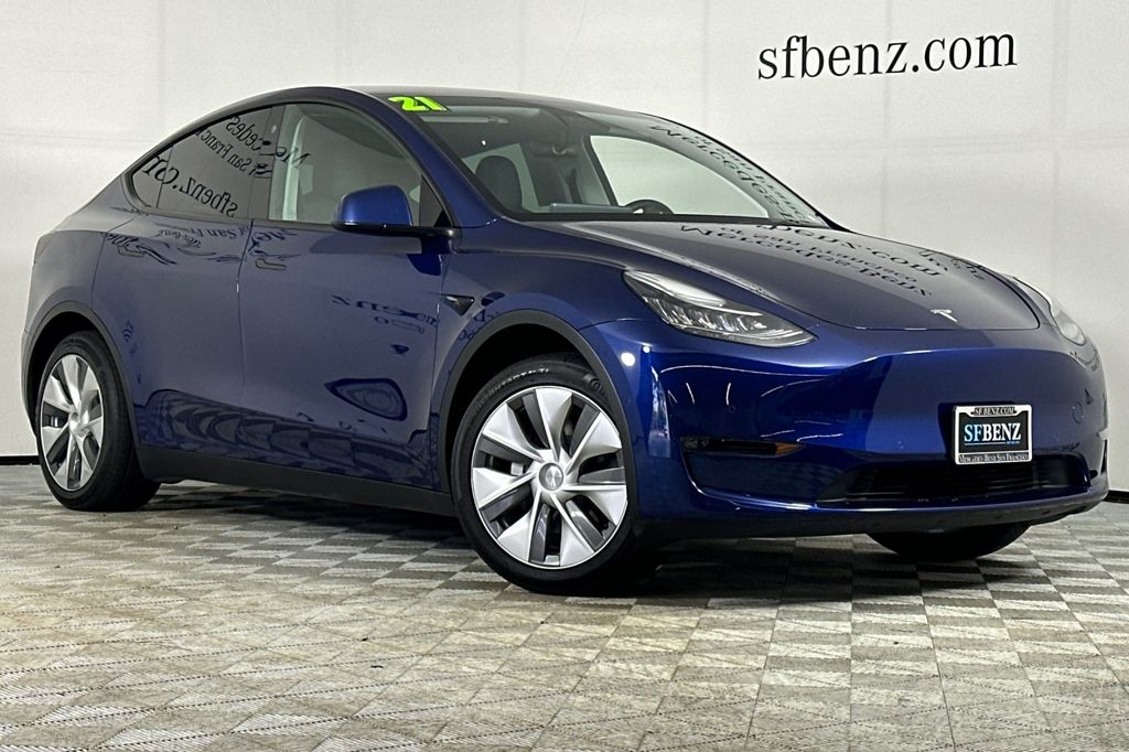 Used 2021 Tesla Model Y Long Range with VIN 5YJYGAEE8MF243216 for sale in South San Francisco, CA