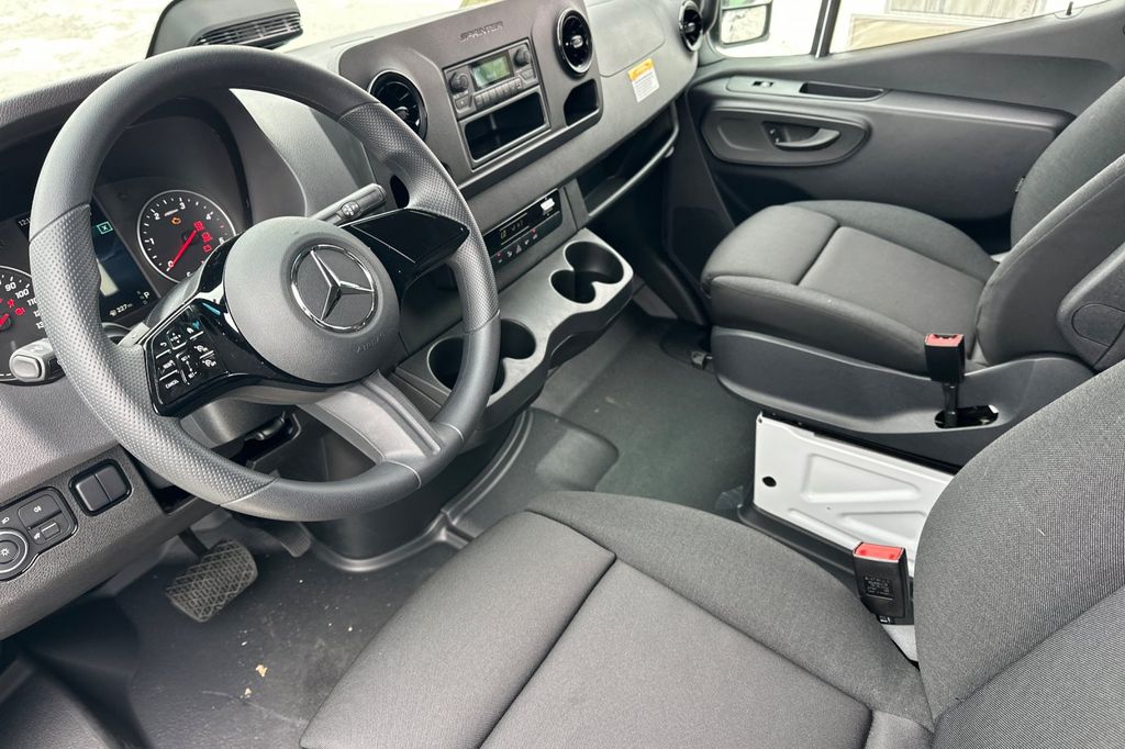 2025 Mercedes-Benz Sprinter Cargo Van Base - Photo 10