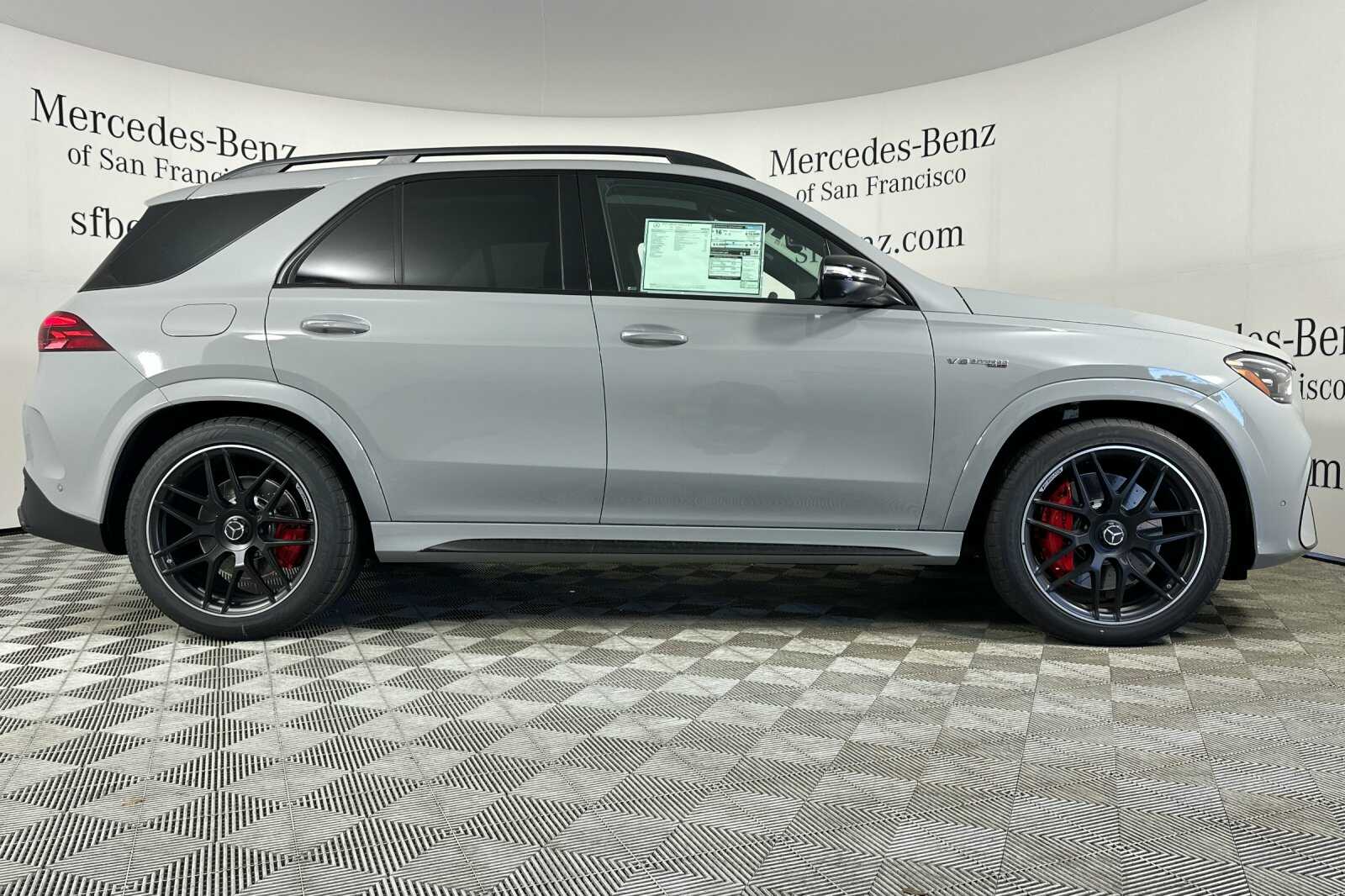 2025 Mercedes Benz GLE AMG 63 4MATIC photo 3