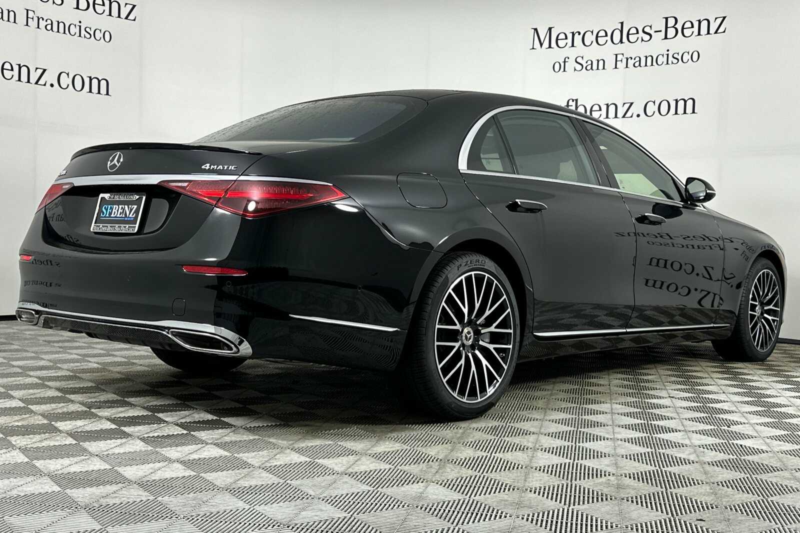 2025 Mercedes Benz S 450 580 4MATIC photo 4