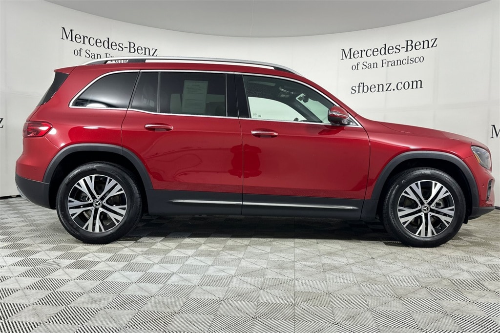 2026 Mercedes-Benz GLB GLB 250 photo 2