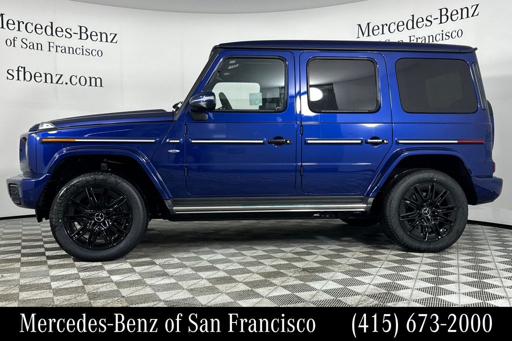 2025 Mercedes-Benz G-Class G580 - Photo 6