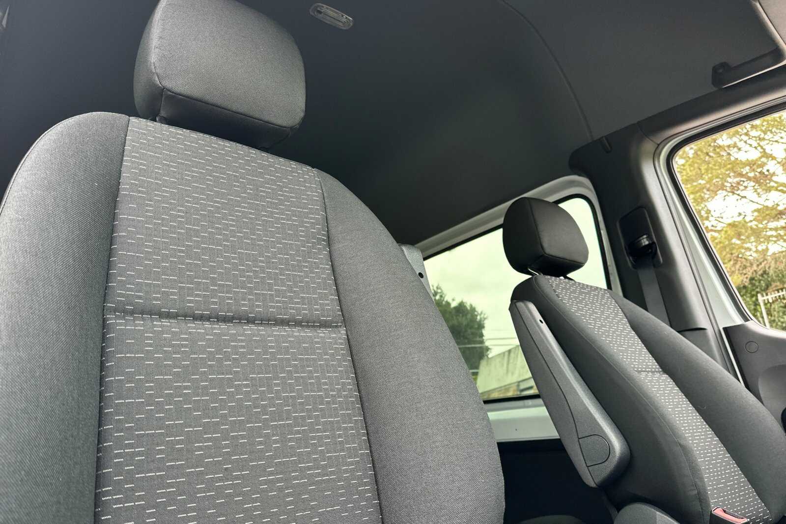 2025 Mercedes-Benz Sprinter Crew Van Base - Photo 15