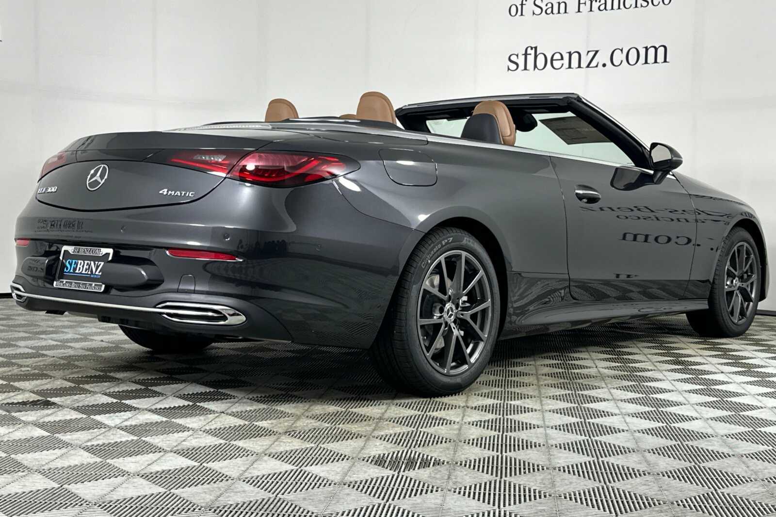 2026 Mercedes Benz CLE 300 4MATIC Cabriolet photo 4