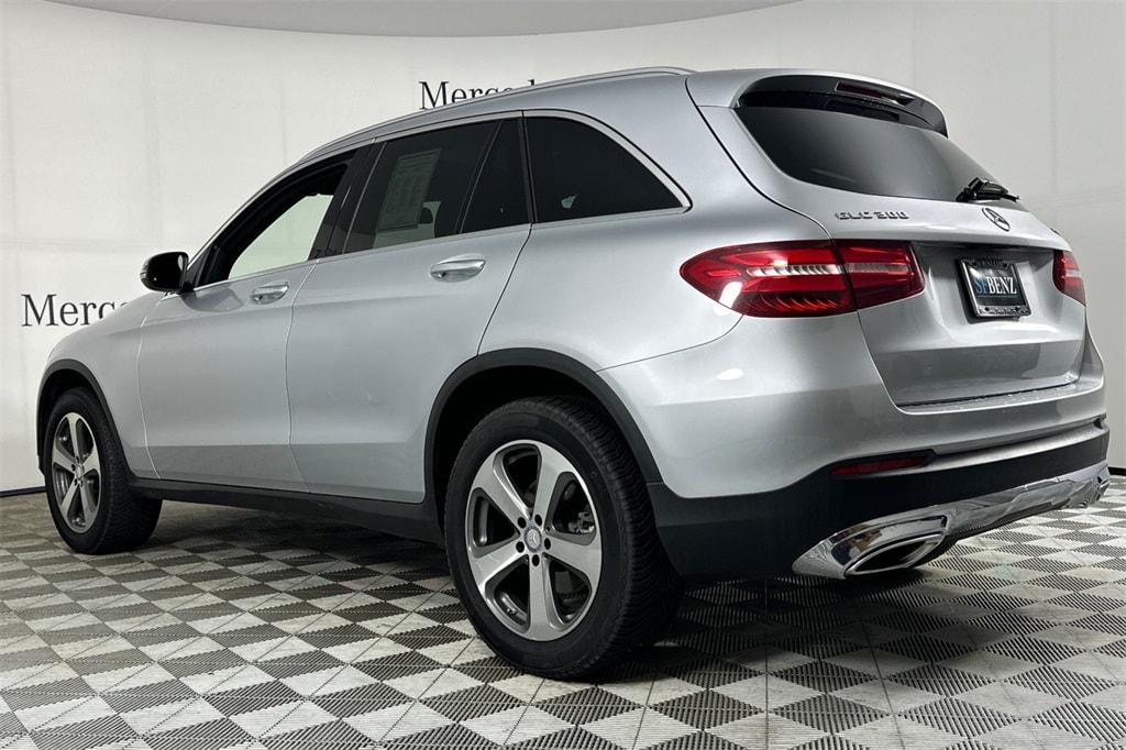 2017 Mercedes-Benz GLC GLC 300 photo 5