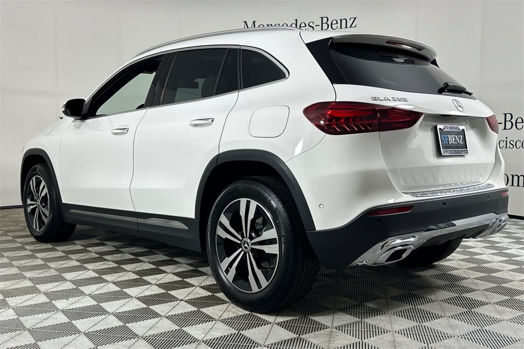 2026 Mercedes-Benz GLA GLA 250 photo 5