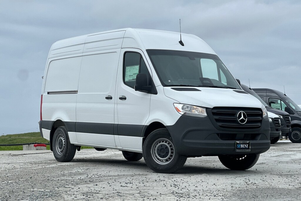 New 2025 Mercedes-Benz Sprinter 2500 Standard Roof 4-Cyl Diesel Van Cargo Van