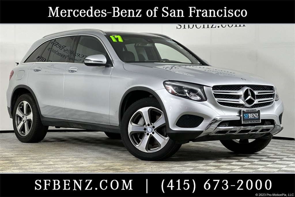 2017 Mercedes-Benz GLC GLC 300 photo 1