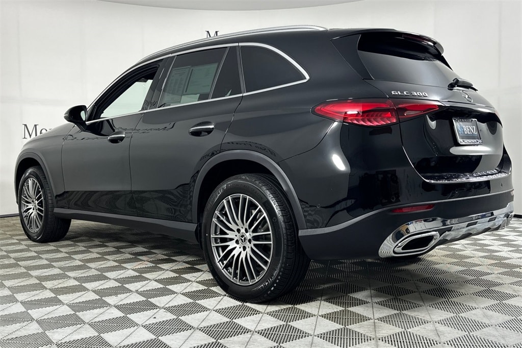 2026 Mercedes-Benz GLC GLC 300 photo 5