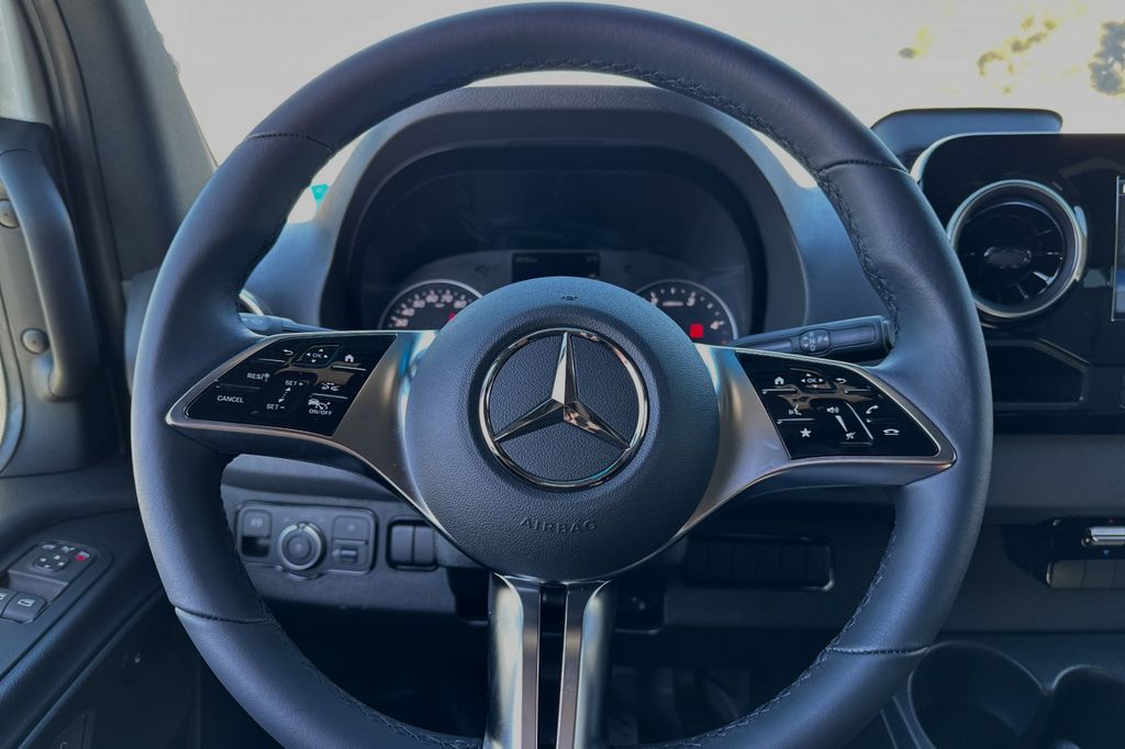 2025 Mercedes-Benz Sprinter Crew Van Base - Photo 20