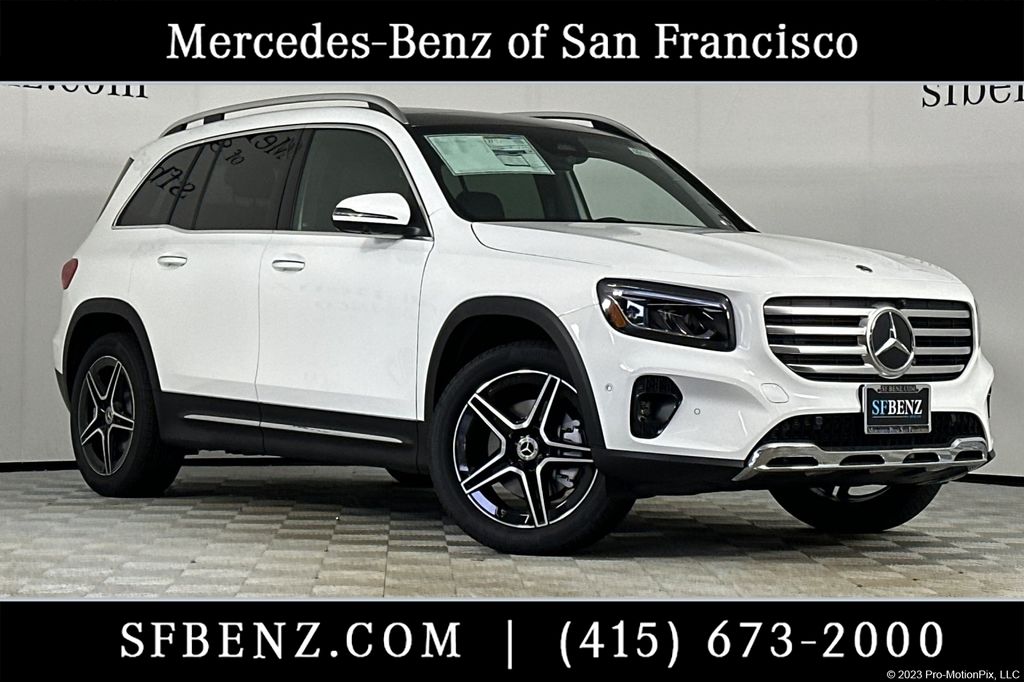 2026 Mercedes-Benz GLB GLB 250 4MATIC's photo