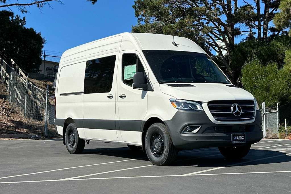 New 2025 Mercedes-Benz Sprinter 2500 Standard Roof 4-Cyl Diesel HO Van Crew Van
