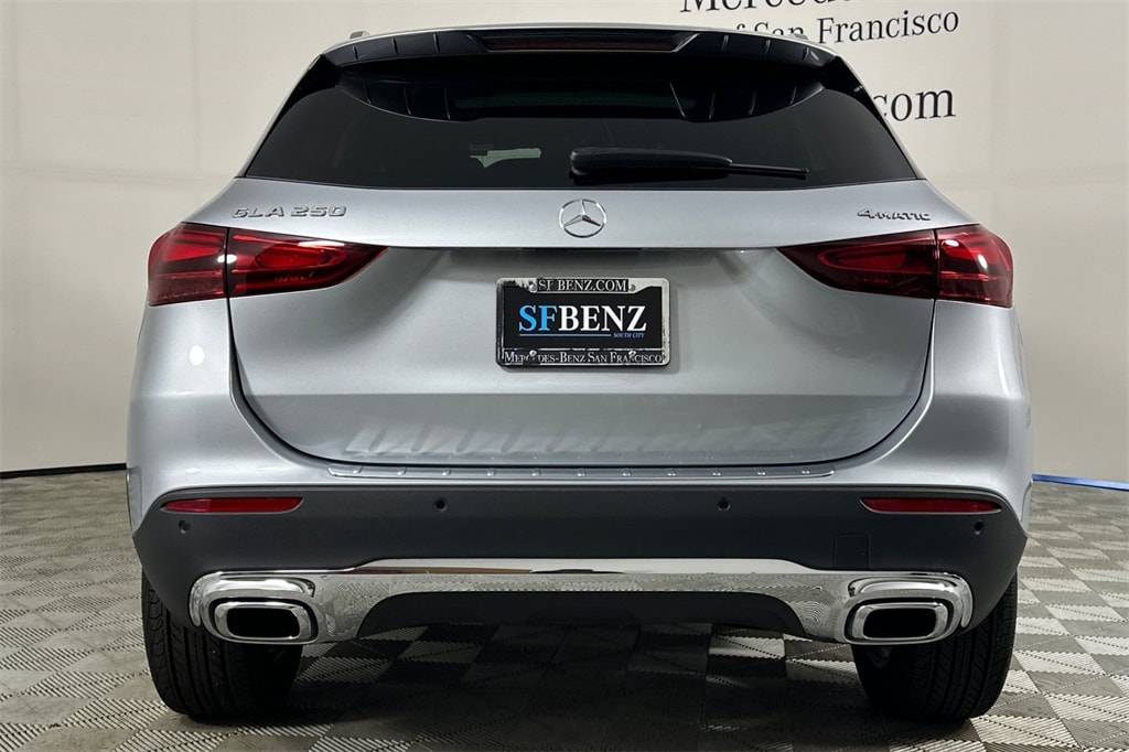 2026 Mercedes-Benz GLA GLA 250 photo 4