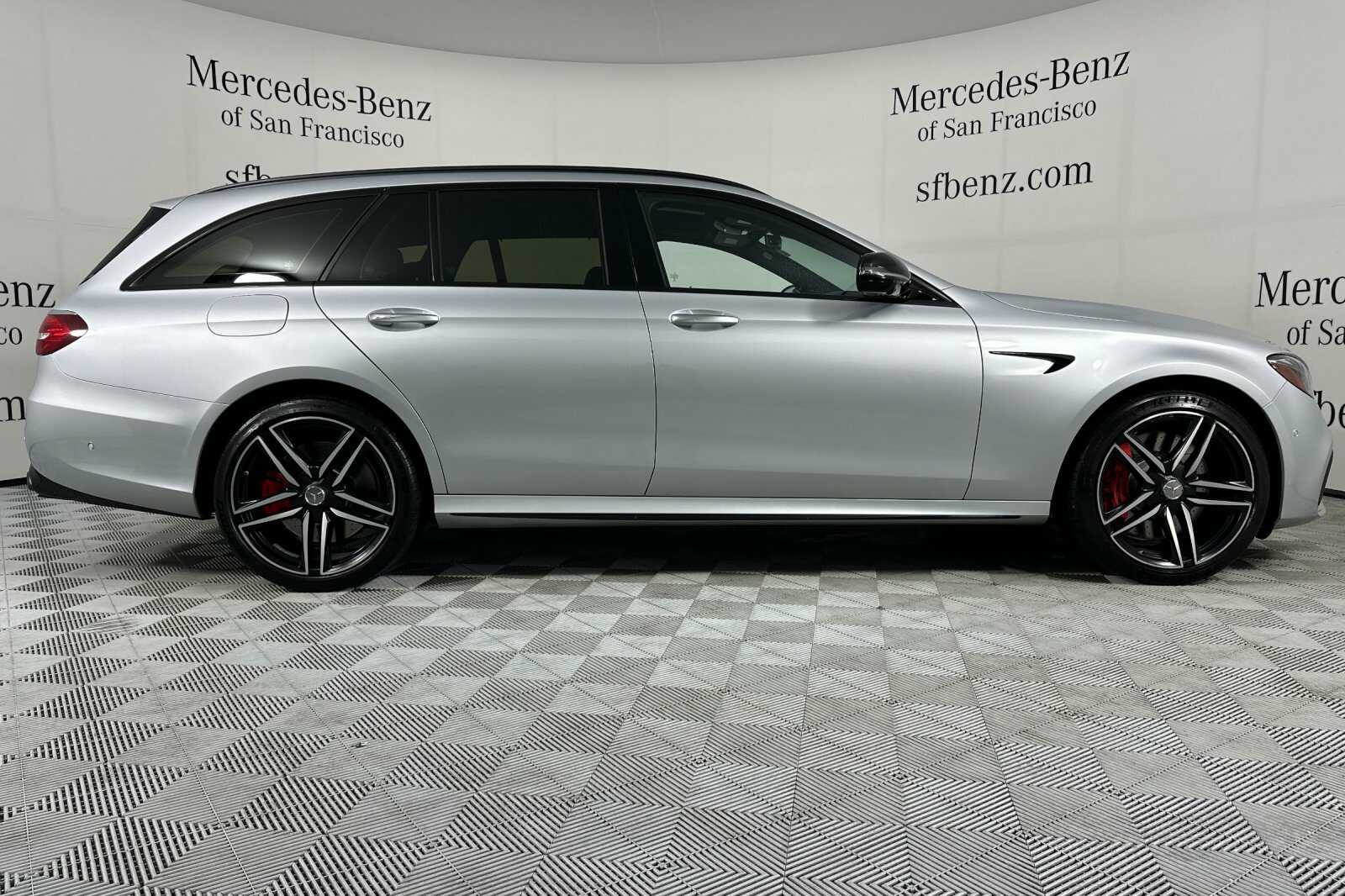 2019 Mercedes Benz E 63 S AMG Wagon 4MATIC photo 3