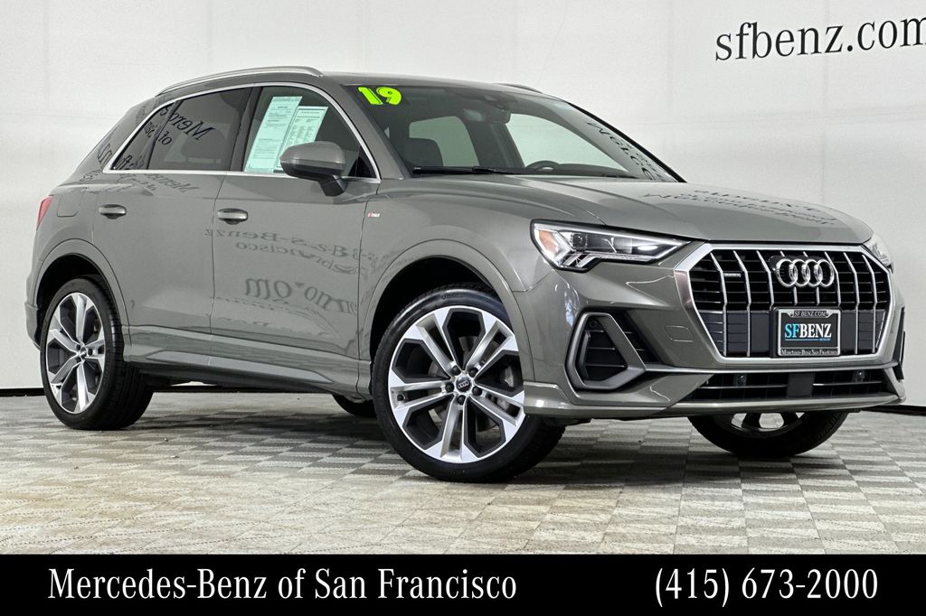 2019 Audi Q3 45 TFSI S Line Premium Plus quattro's photo