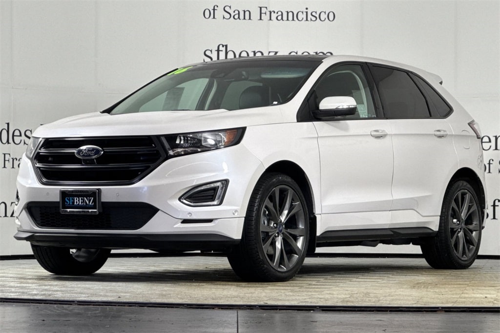 2016 Ford Edge Sport photo 3