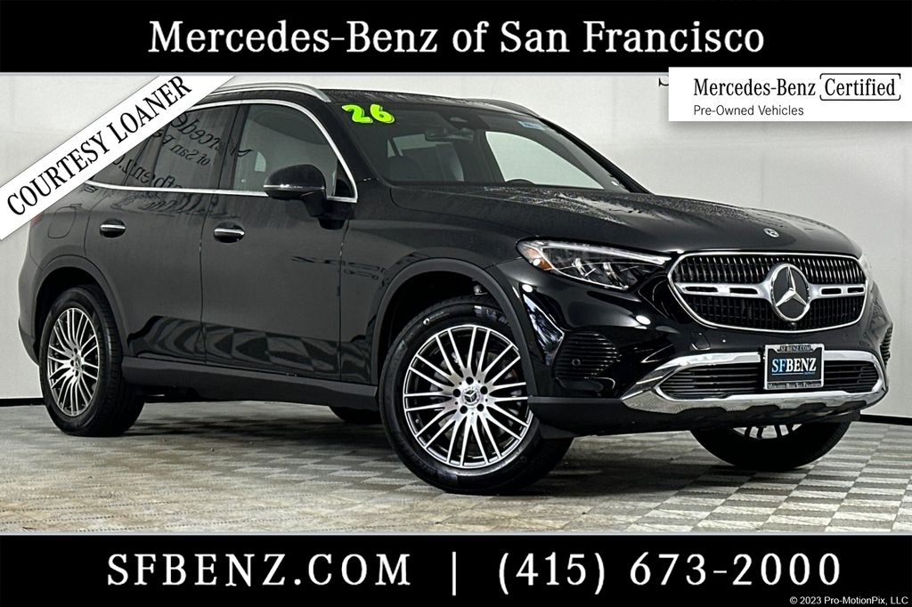 2026 Mercedes-Benz GLC GLC 300's photo