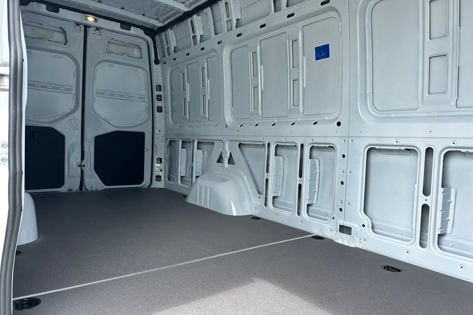 2025 Mercedes-Benz Sprinter Cargo Van Base - Photo 12