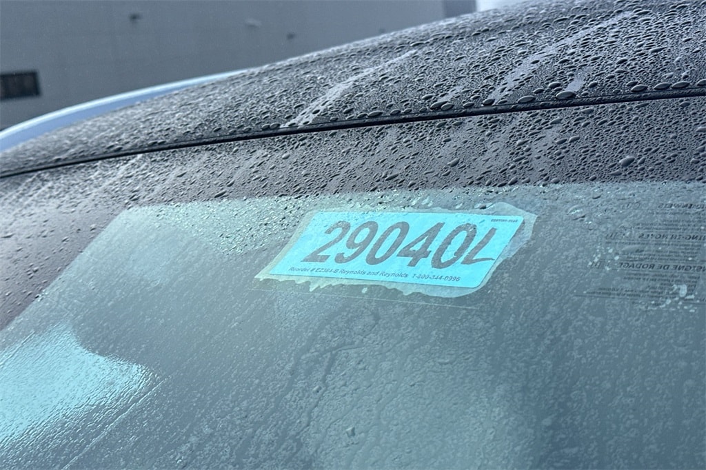 2026 Mercedes-Benz GLC GLC 300 photo 3