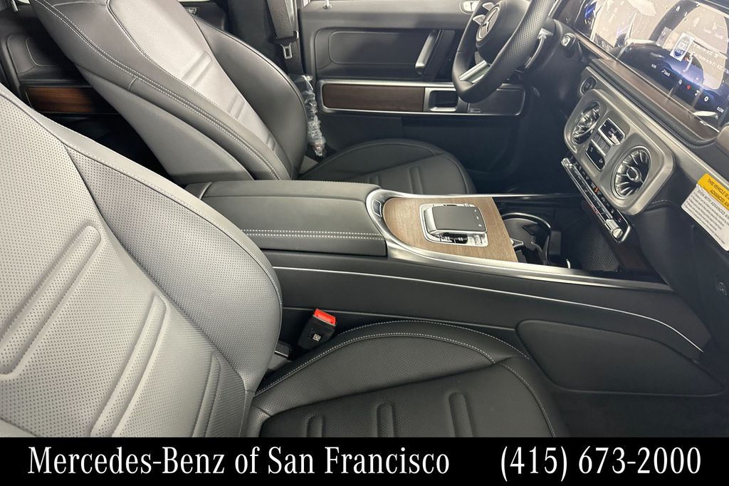 2025 Mercedes-Benz G-Class G580 - Photo 15