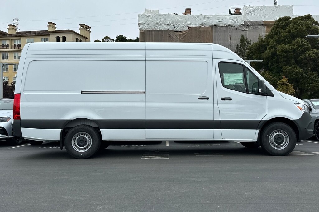 New 2025 Mercedes-Benz Sprinter 2500 High Roof 4-Cyl Diesel HO Van Cargo Van