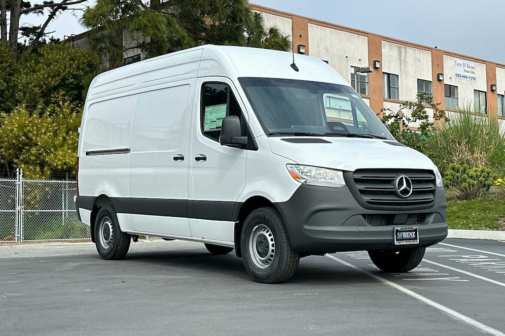 New 2025 Mercedes-Benz Sprinter 2500 Standard Roof 4-Cyl Diesel Van Cargo Van
