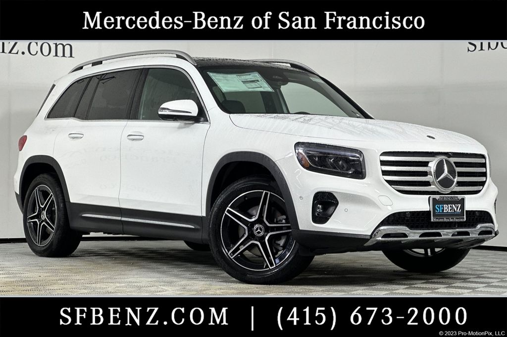 2026 Mercedes-Benz GLB GLB 250 4MATIC's photo