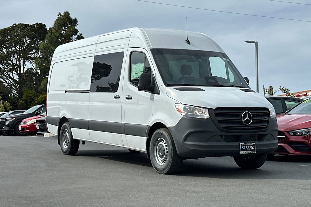 New 2025 Mercedes-Benz Sprinter 2500 High Roof 4-Cyl Diesel HO Van Crew Van