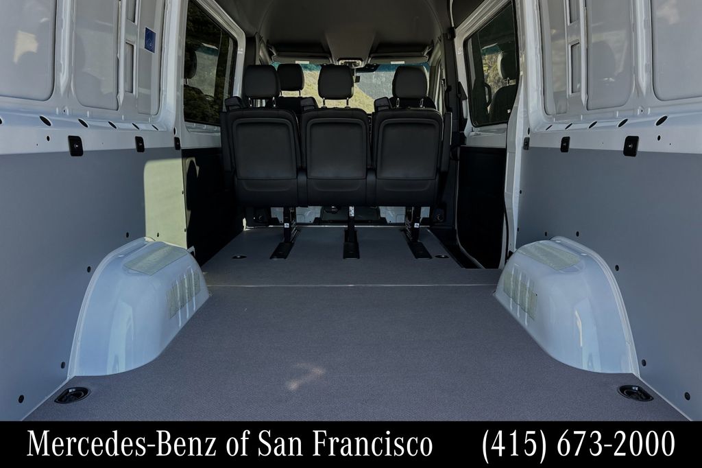 2025 Mercedes-Benz Sprinter Crew Van Base - Photo 11