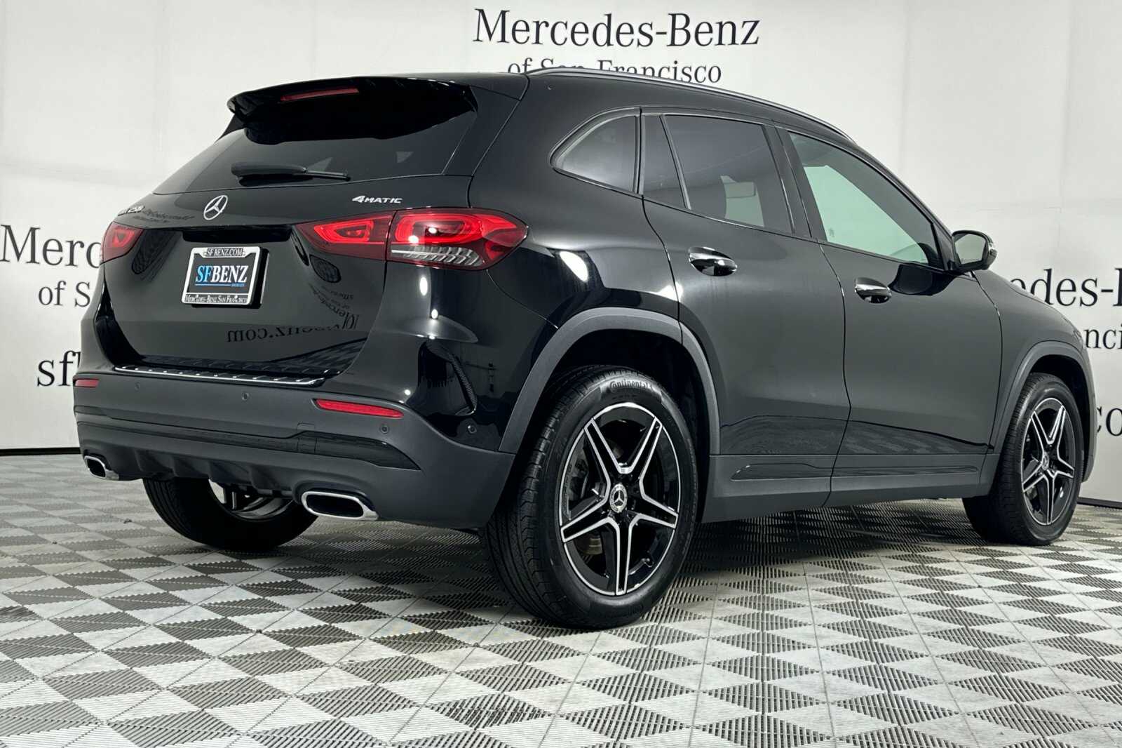 2023 Mercedes Benz GLA 250 4MATIC photo 3