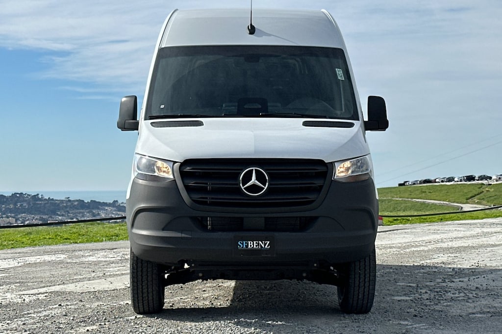 New 2025 Mercedes-Benz Sprinter 2500 Standard Roof 4-Cyl Diesel HO Van Cargo Van