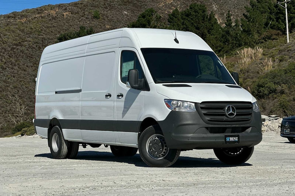 New 2024 Mercedes-Benz Sprinter 3500 XD High Roof 4-Cyl Diesel HO Van Cargo Van