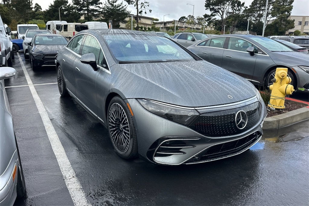 2023 Mercedes-Benz EQS 450 photo 2