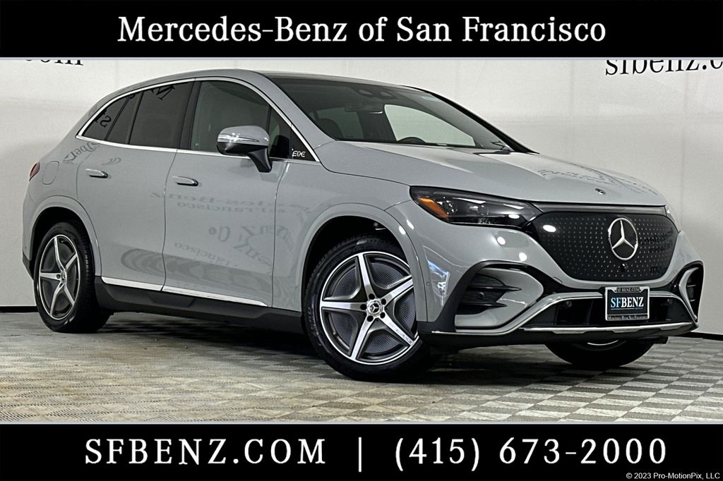 2026 Mercedes-Benz EQE SUV EQE 320+'s photo