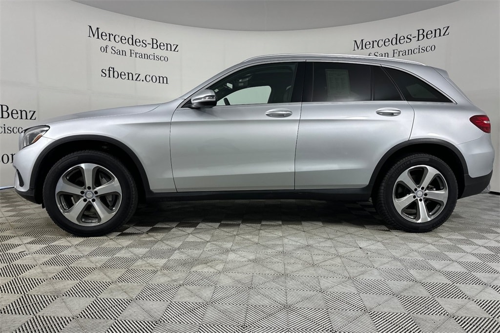 2017 Mercedes-Benz GLC GLC 300 photo 6