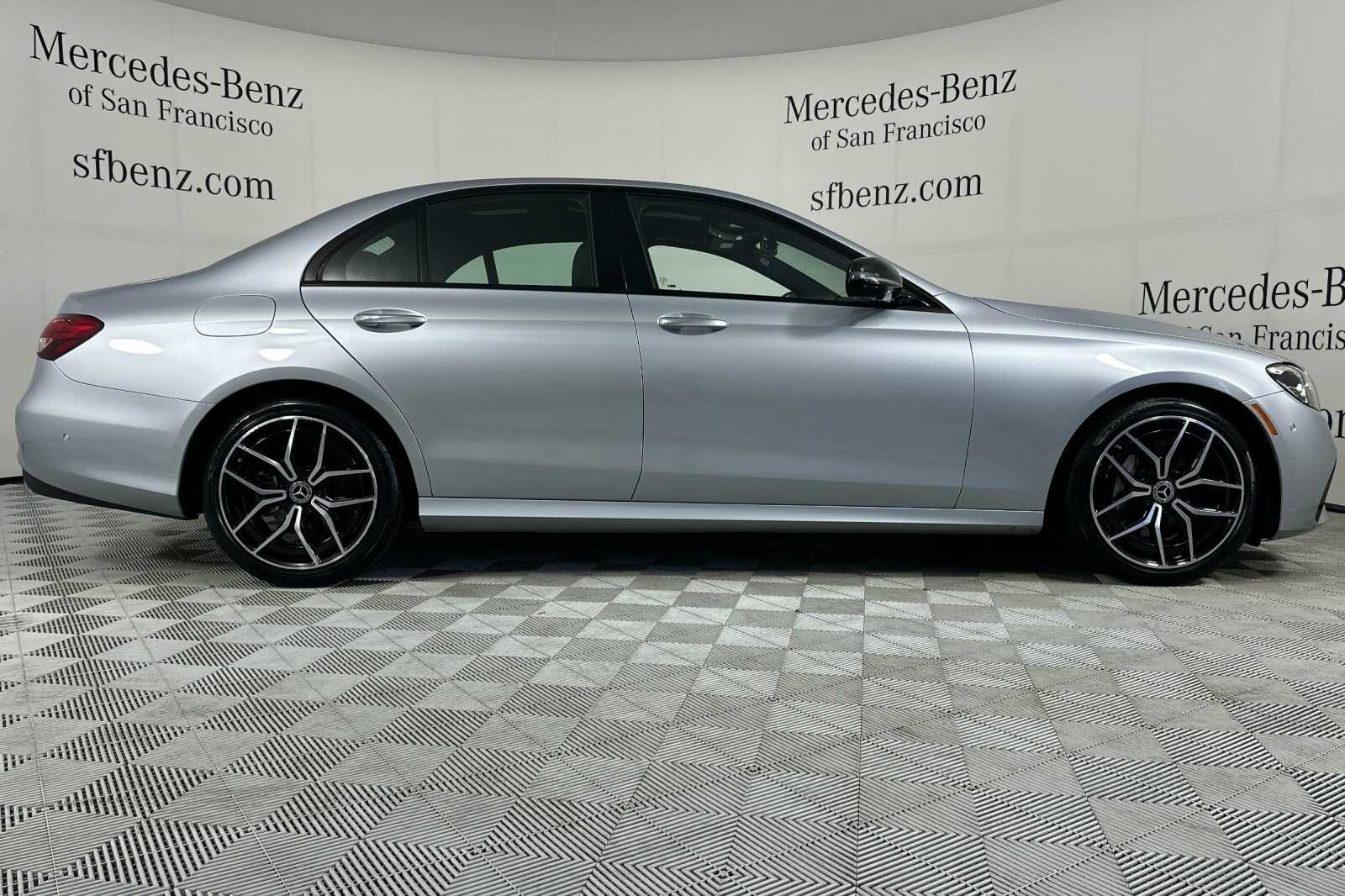 2022 Mercedes Benz E 350 Sedan photo 3