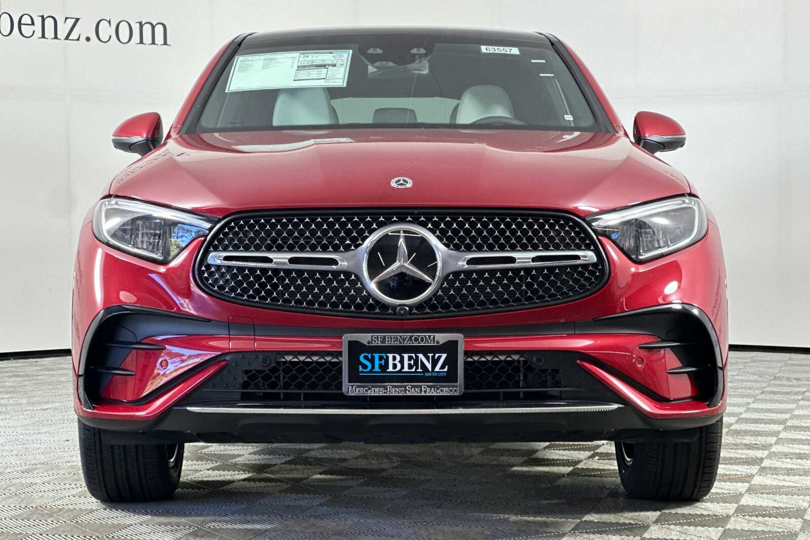 2025 Mercedes Benz GLC 300 4MATIC photo 3
