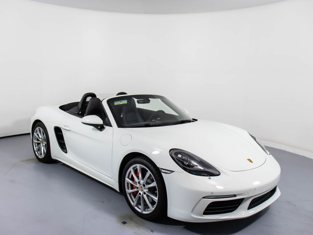 2024 Porsche 718 Boxster S's photo