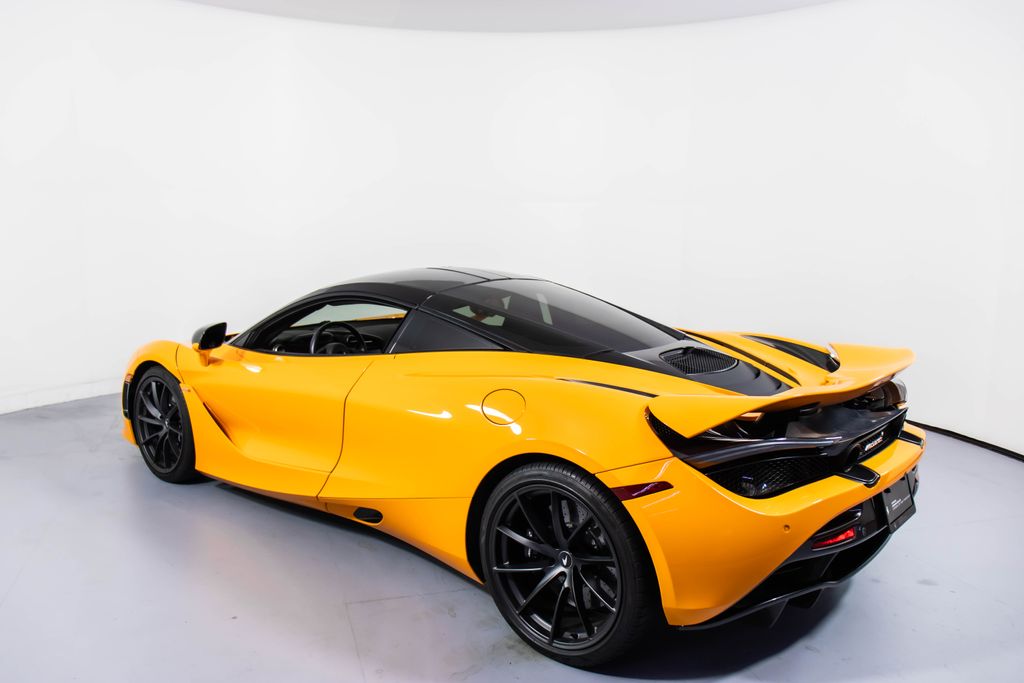 2021 Mclaren 720S Performance photo 3