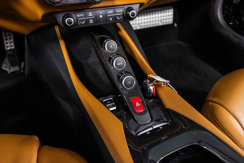 2019 Ferrari Portofino photo 4